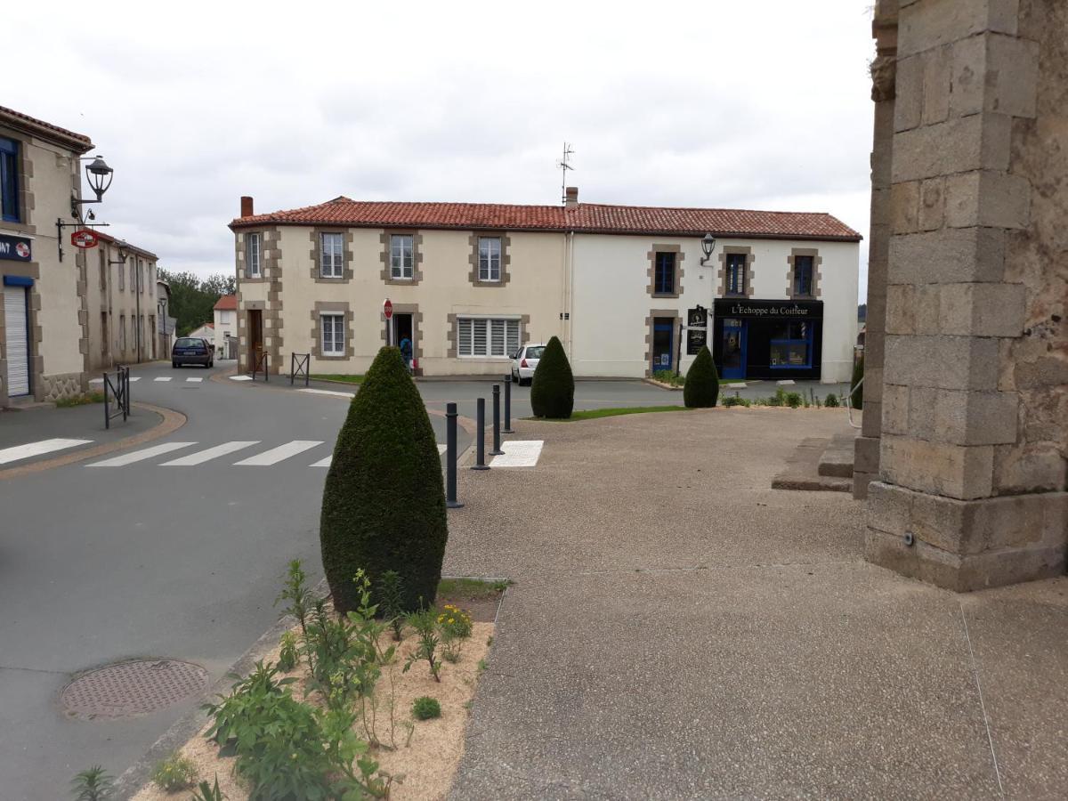 Gite De La Fontaine Marsi Saint-Mars-la-Reorthe Ngoại thất bức ảnh